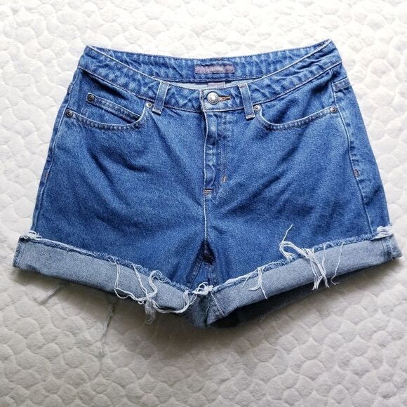 Cut-off denim shorts distressed raw hem jean 4 - Picture 2 of 8